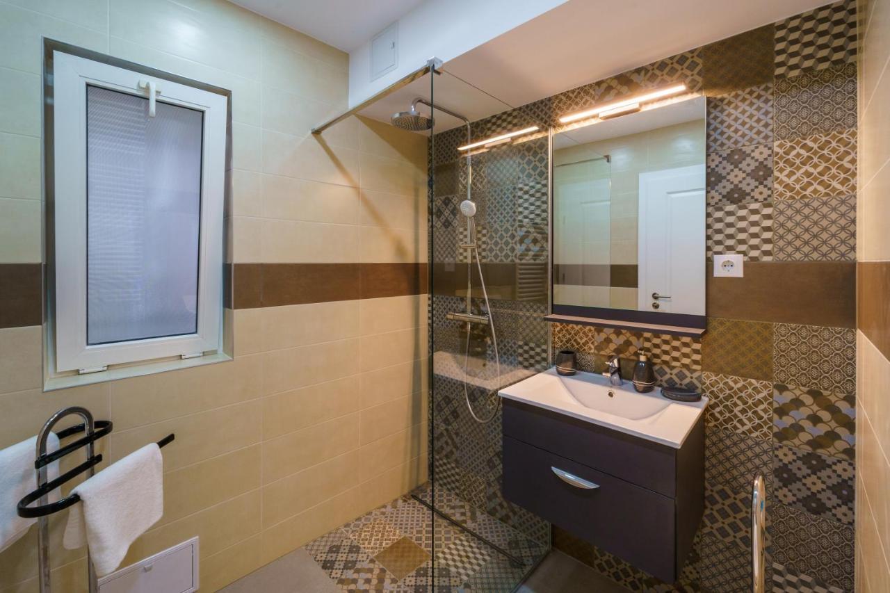 Main Square 5 Star Luxury Apartment With View Cluj-Napoca Exterior photo